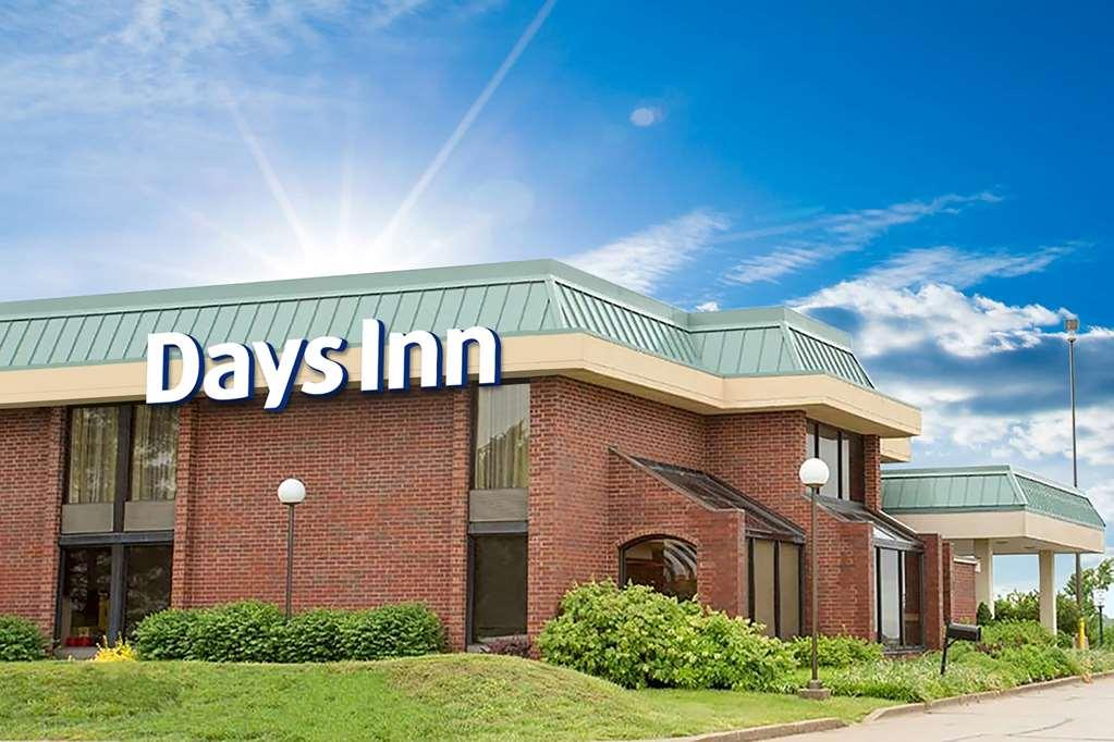 Days Inn By Wyndham Rolla Extérieur photo